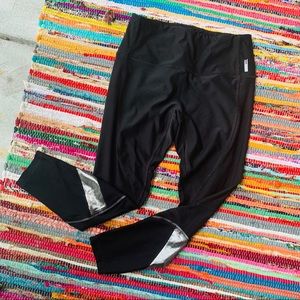 🖤 Black & Silver Leggings